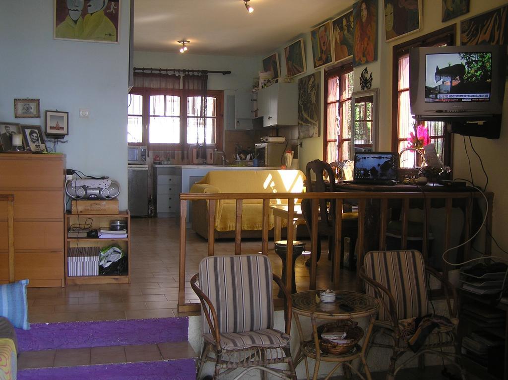 Traditional Guest House Agia Paraskevi  Exterior photo